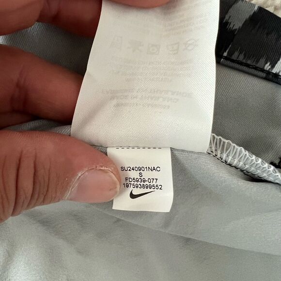 Nike Tour Dri-Fit Golf Polo Black Gray Printed - Picture 11 of 11